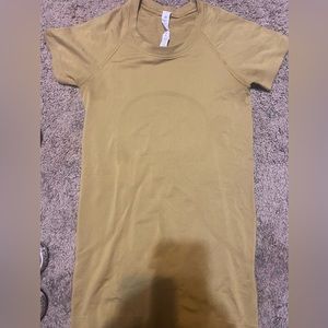 Lululemon Swiftly Top